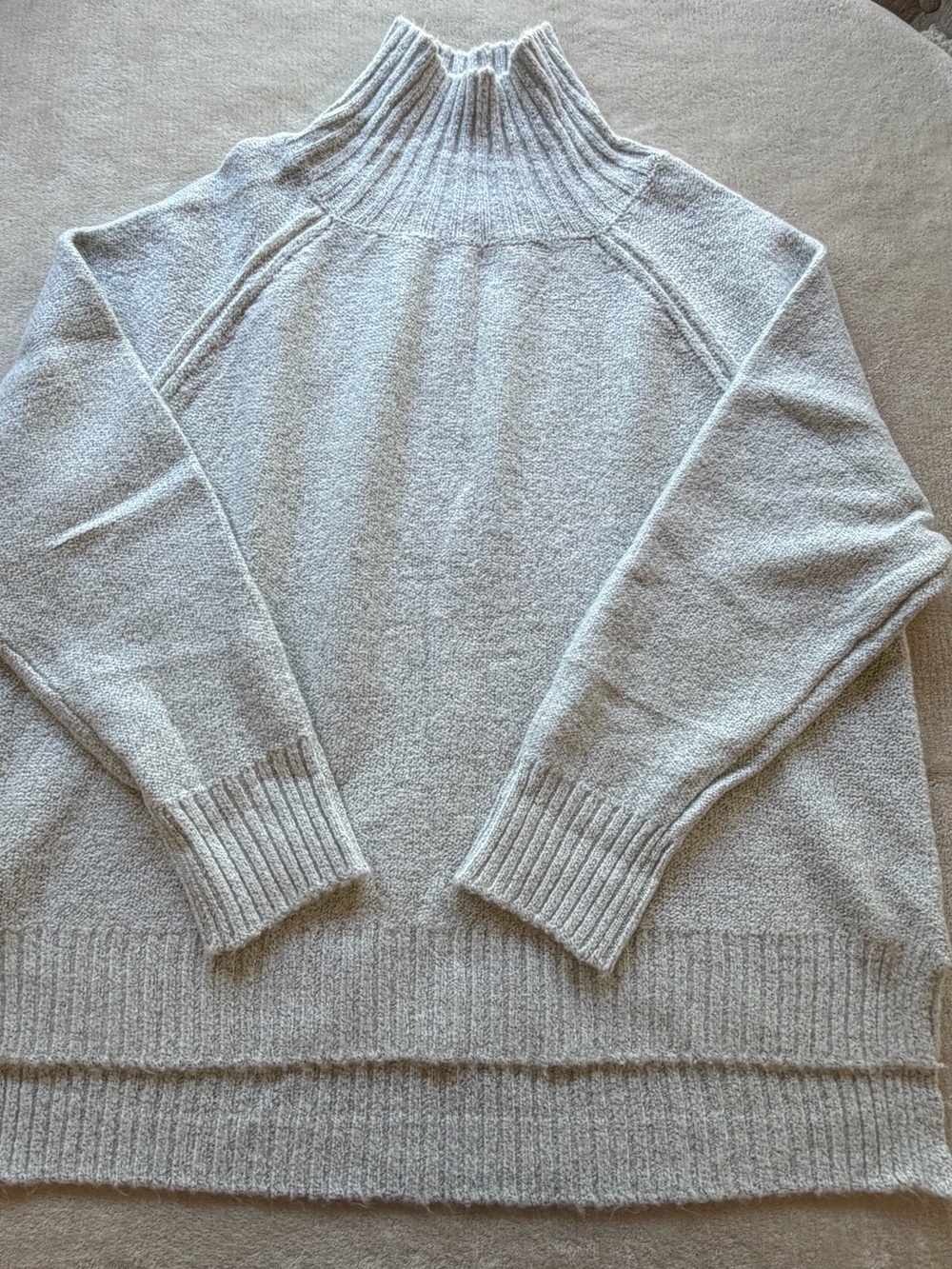 Women's High-Neck Pullover Sweater in Light Gray